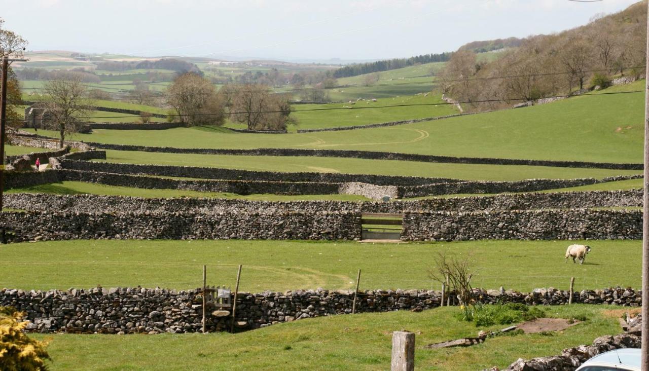 Scar Close Farmhouse Hotel Settle Exterior foto